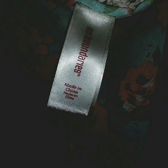 A nice colorful tacktop - Picture 3 of 3